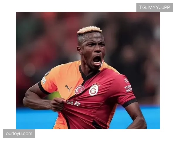 奥斯梅恩与弗拉霍维奇：传统9号的两种进化路径